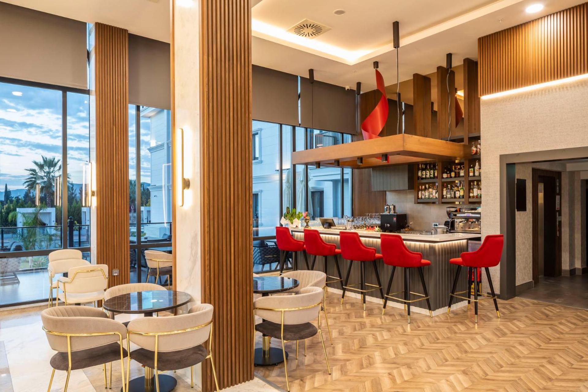 Ramada By Wyndham Dalaman Exterior photo